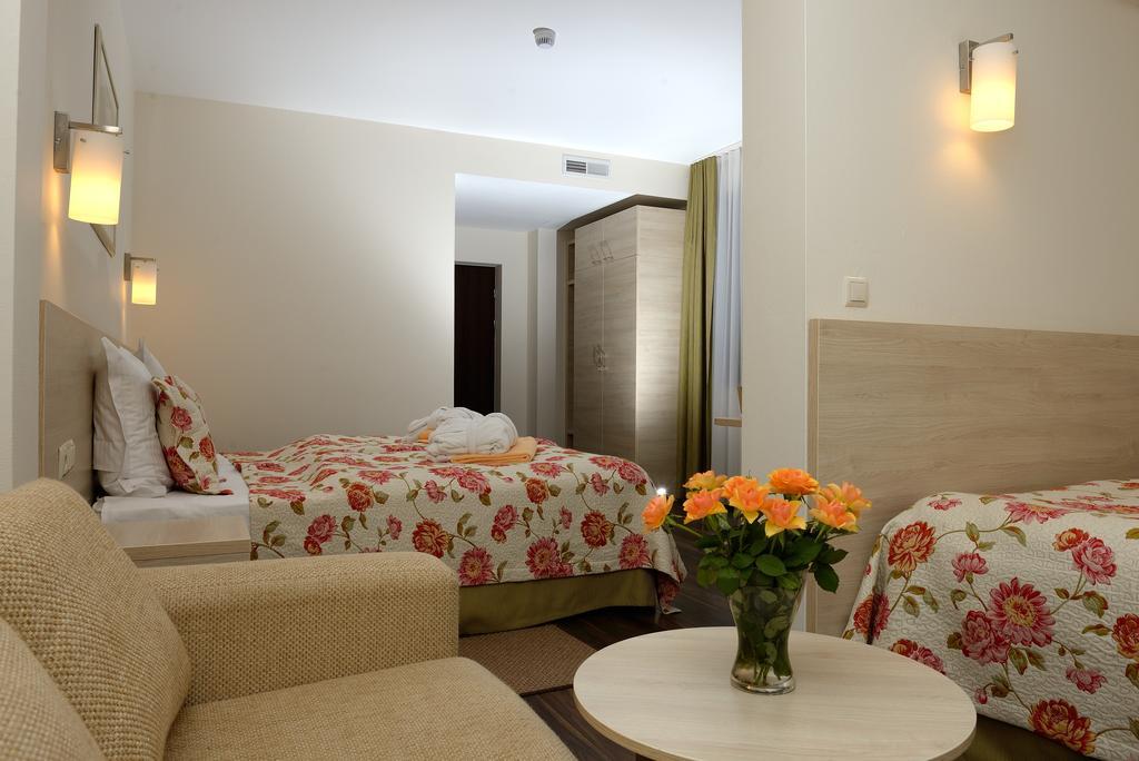 Hotel Nad Przelomem Sromowce Niżne Exterior foto
